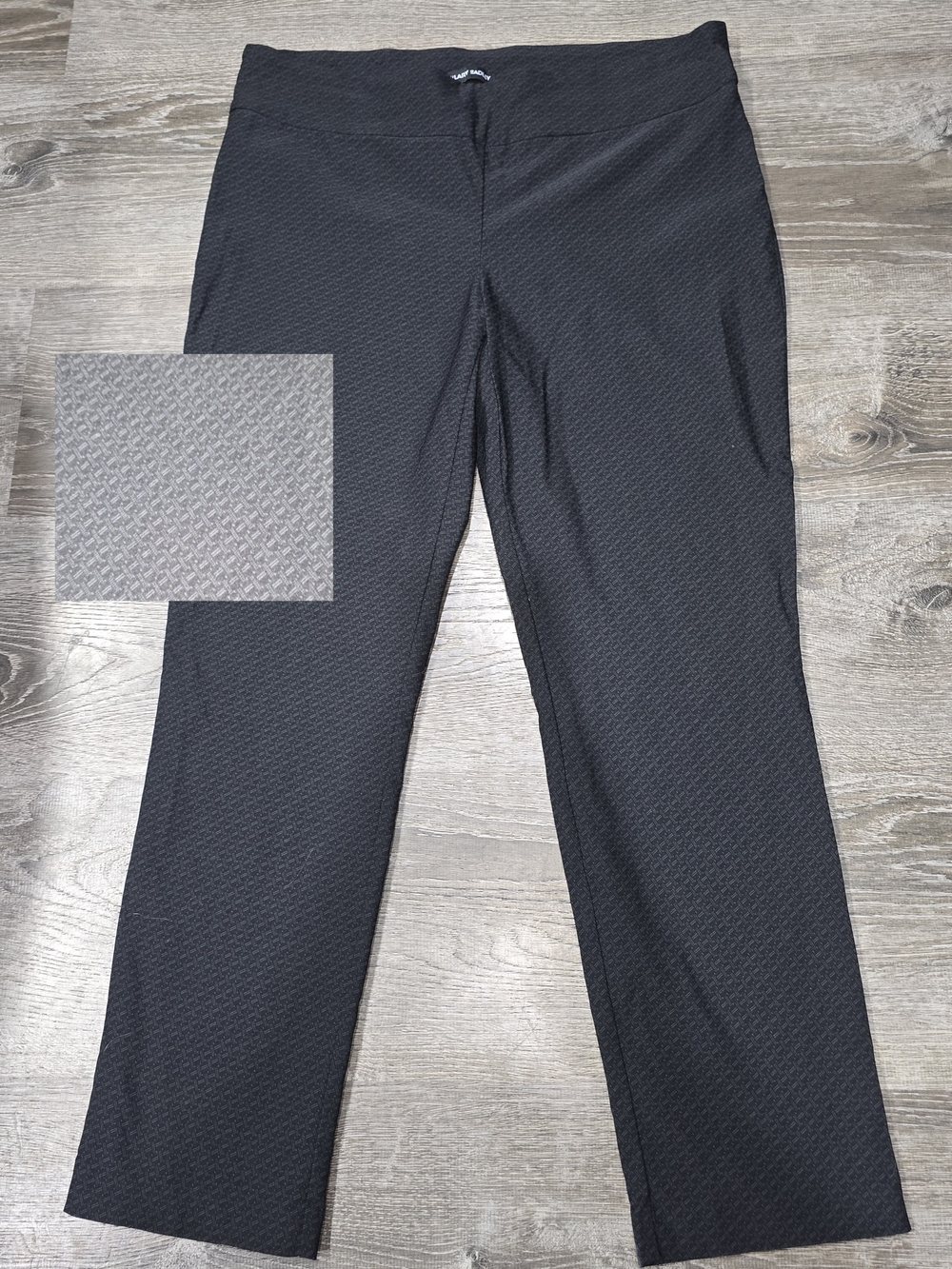 Hilary Radley Black Subtly Pattered Pull-On Dress Pants Sz 16
